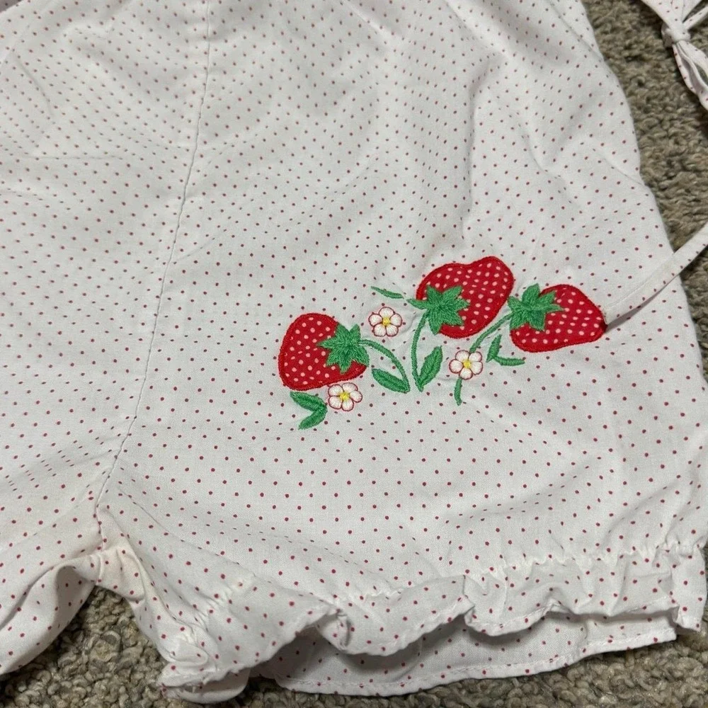 Baby Girl Strawberry Romper and BonnetBaby Girl Strawberry Romper and Bonnet Set